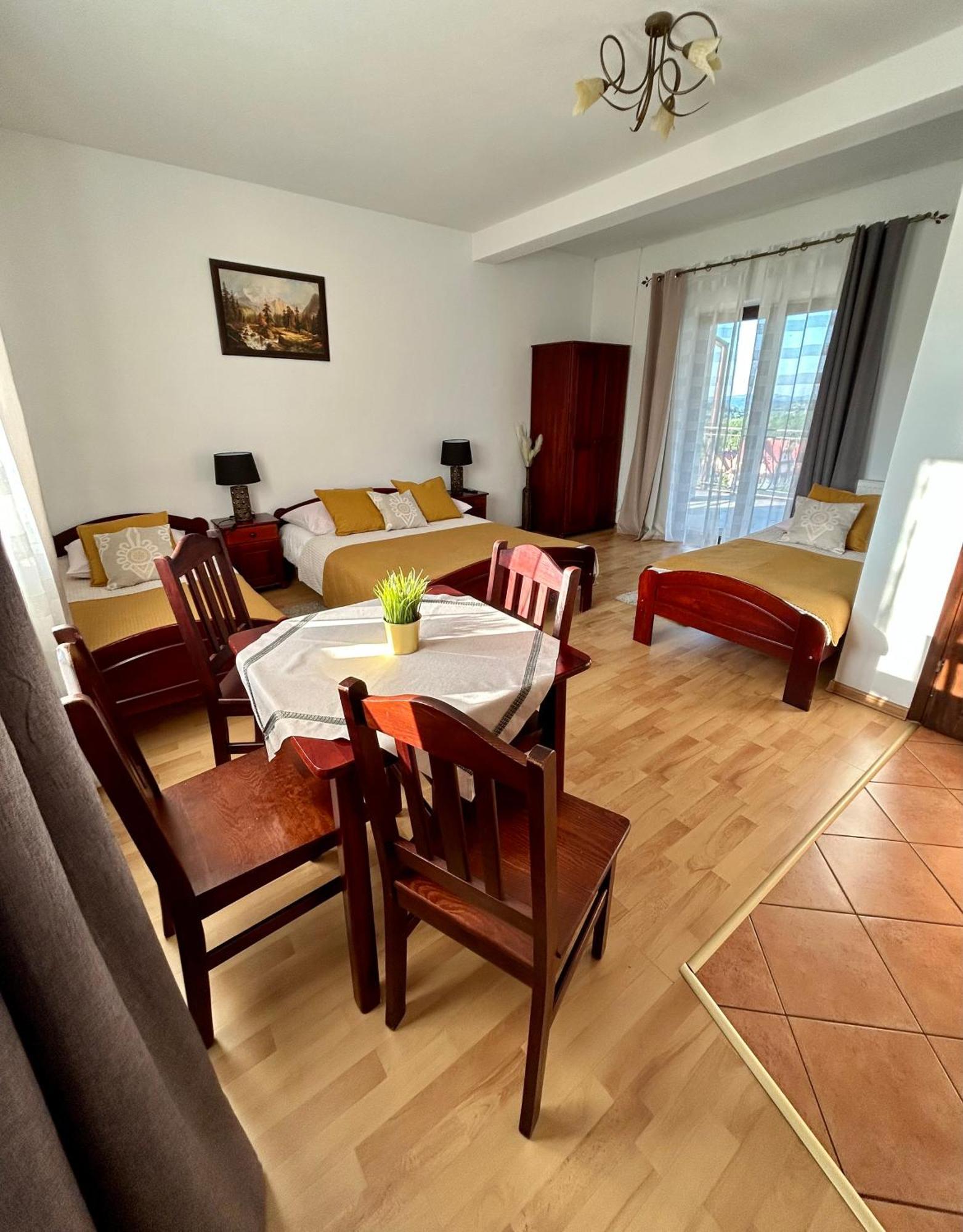 Pokoje Goscinne U Wioli Zakopane Extérieur photo